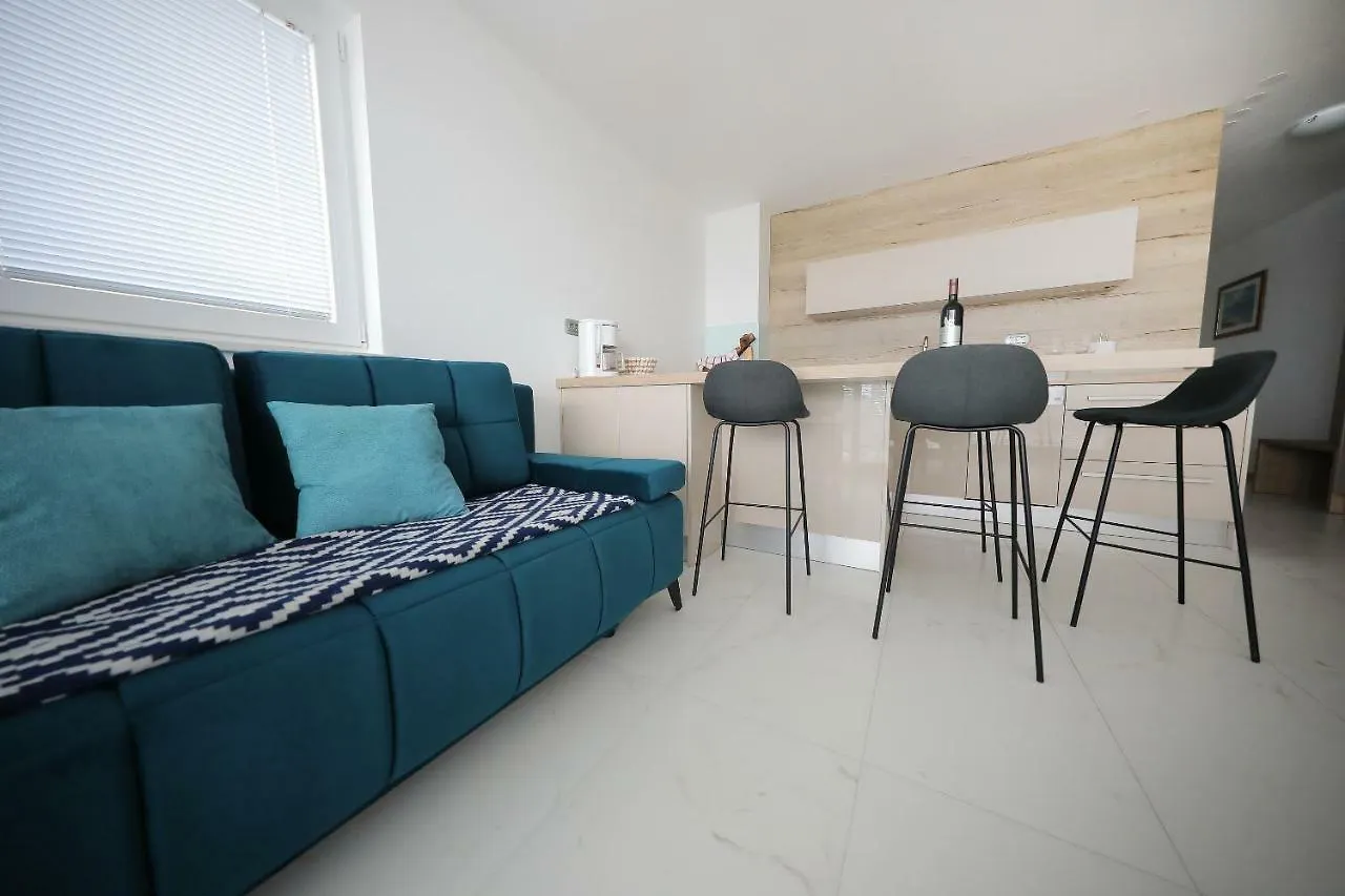 Apartmán Luxury Sunset Penthouse With Seaview Petrcane