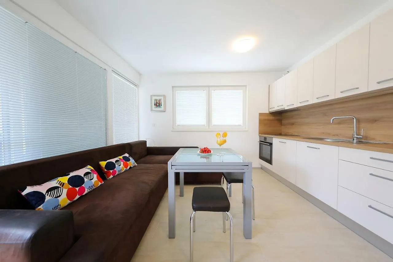 Apartmán Luxury Sunset Penthouse With Seaview Petrcane Chorvatsko